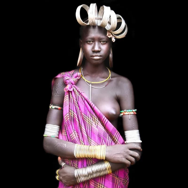 Mursi village morning